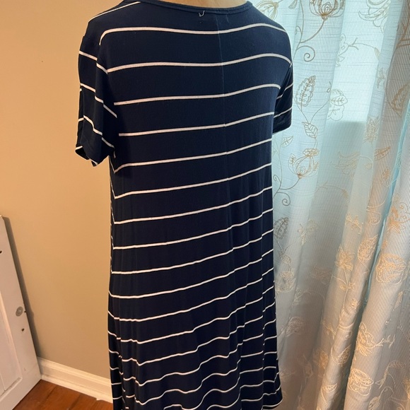 Z Supply navy with white stripe tshirt dress - Picture 3 of 4